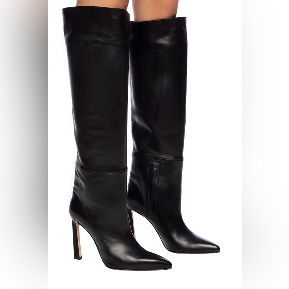 ❤️Stuart Weitzman NWOT Emiline Black Heeled Boots with Elegant Design.  Size 7M.
